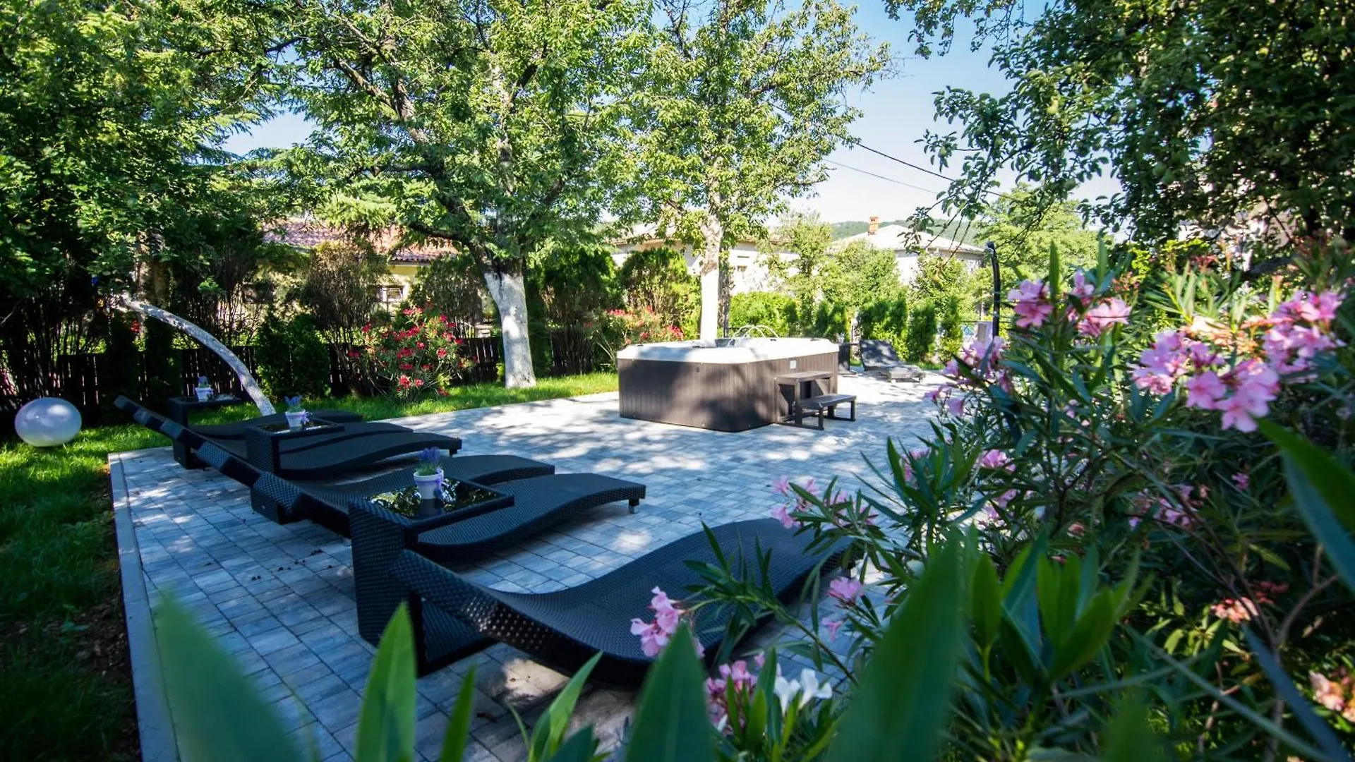 Hotel Villa Sandi - Free Parking Čavle